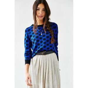 Alice + UO Galaxy Star Print Sweater Blue Extra Small